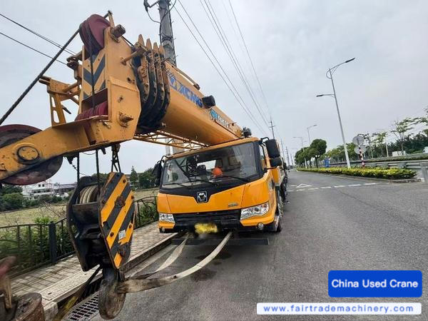 Buy XCMG 50KD Used Crane / 1